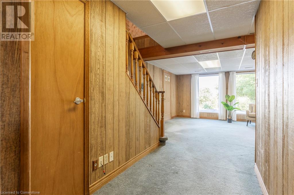 25 Ridge Road E, Grimsby, Ontario  L3M 4E7 - Photo 31 - 40662749