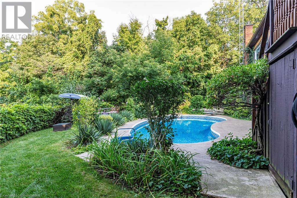 25 Ridge Road E, Grimsby, Ontario  L3M 4E7 - Photo 43 - 40662749