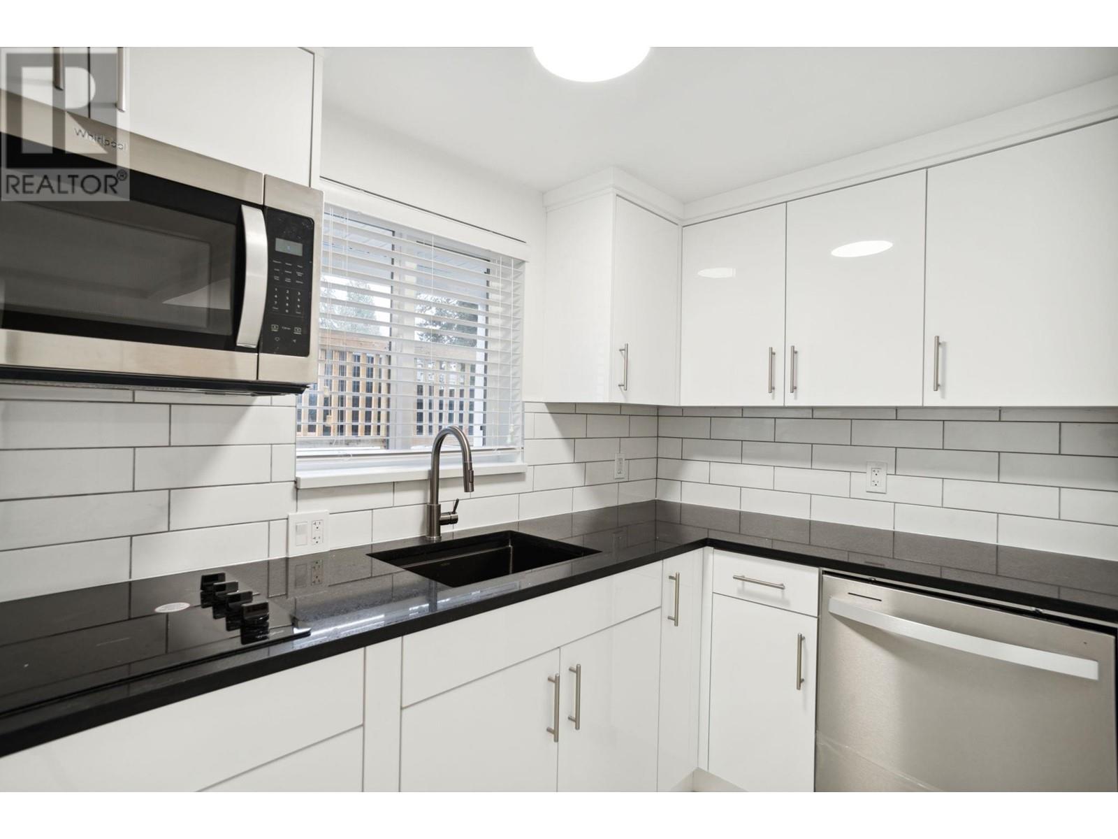 2 Benson Drive, Port Moody, British Columbia  V3H 3P7 - Photo 24 - R2945112