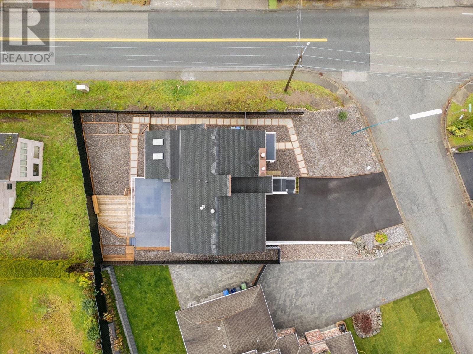 2 Benson Drive, Port Moody, British Columbia  V3H 3P7 - Photo 37 - R2945112