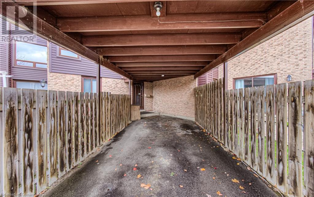 Property at 28 UNDERHILL Crescent Unit# 11 image 5