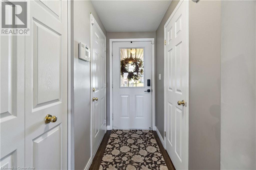 27 Red Clover Crescent, Kitchener, Ontario  N2E 4G8 - Photo 6 - 40678937