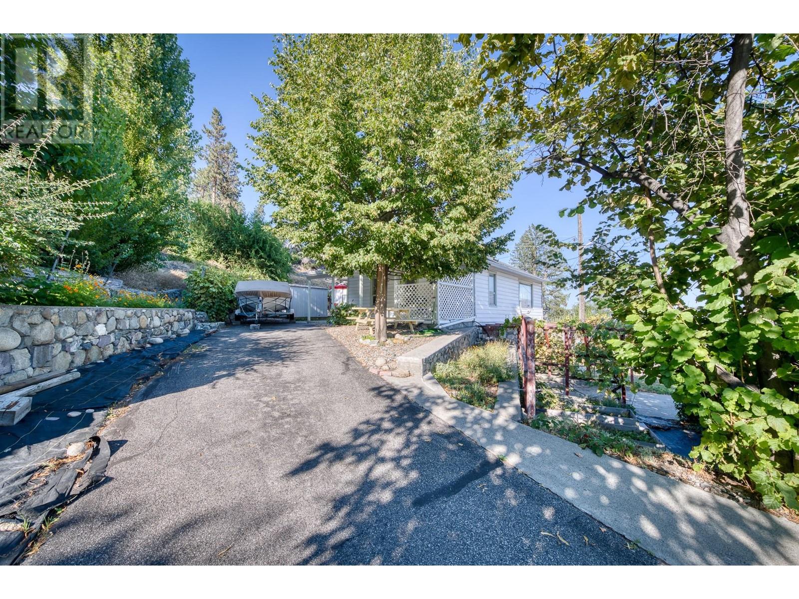 4516 Princeton Avenue Peachland