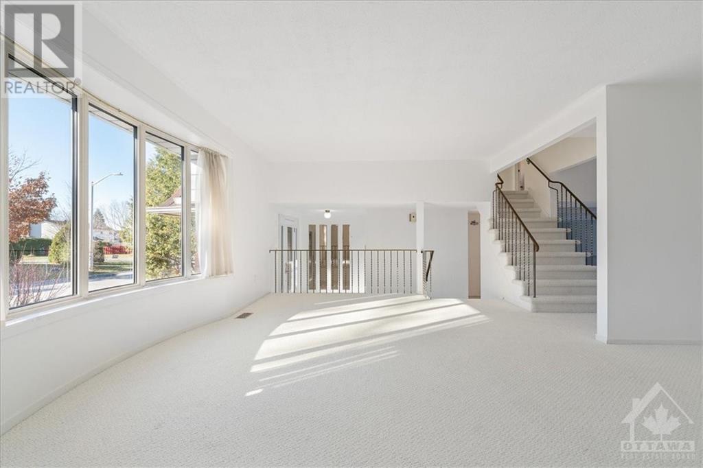 1763 Calumet Lane, Ottawa, Ontario  K1C 1W1 - Photo 4 - X10430671