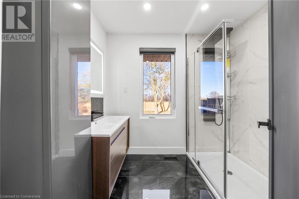 528 Main Street W, Grimsby, Ontario L3M 1T5 - Photo 14 - 40679088