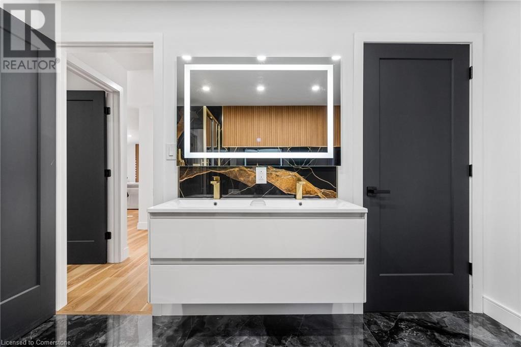 528 Main Street W, Grimsby, Ontario L3M 1T5 - Photo 20 - 40679088