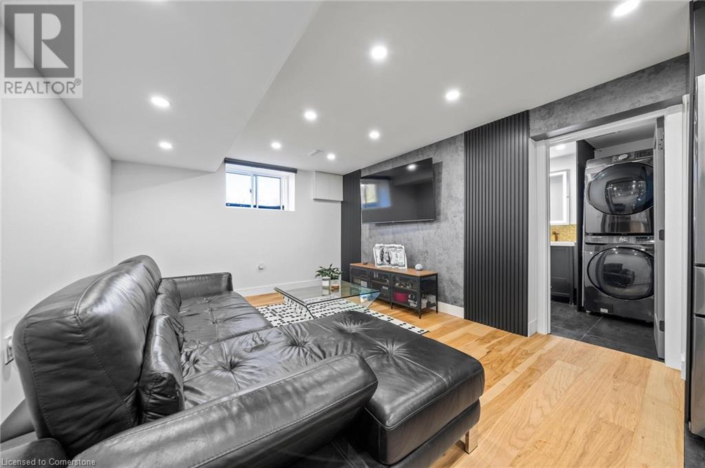 528 Main Street W, Grimsby, Ontario L3M 1T5 - Photo 30 - 40679088