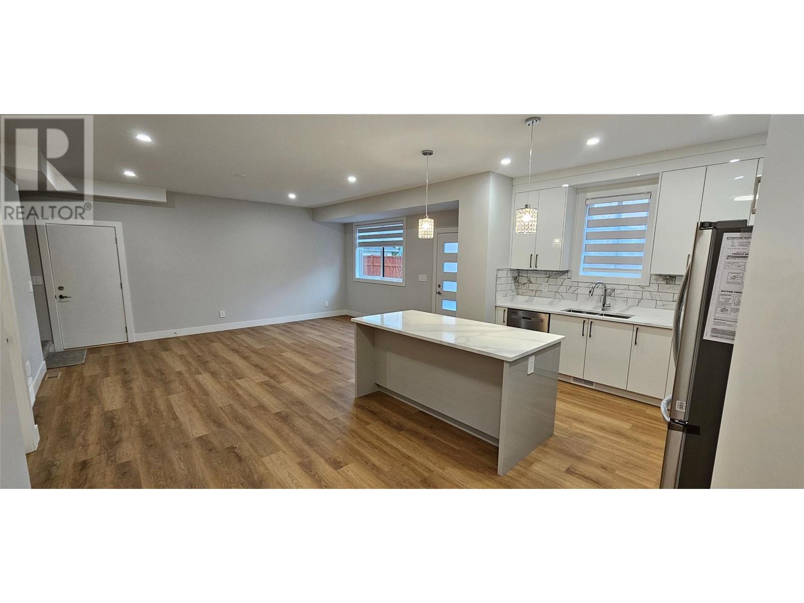 Property at 125 Calgary Avenue Unit# 106 image 4