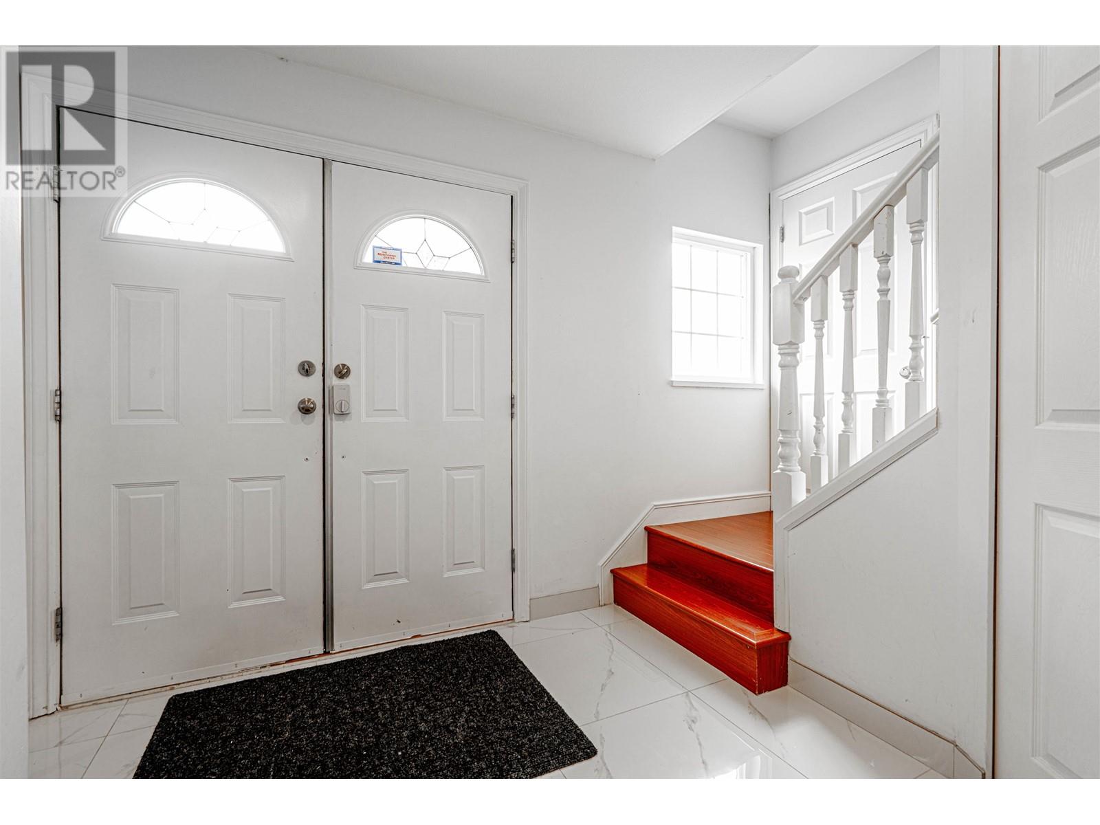 3440 E 25th Avenue, Vancouver, British Columbia  V5R 1K1 - Photo 3 - R2940014