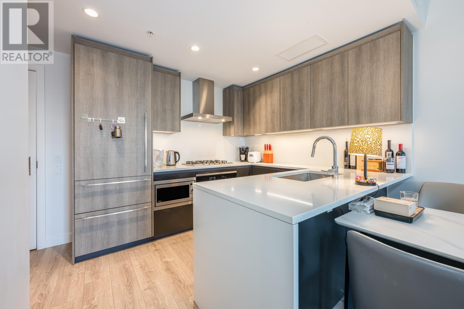 Listing Picture 8 of 26 : 1113 8133 COOK ROAD, Richmond / 烈治文 - 魯藝地產 Yvonne Lu Group - MLS Medallion Club Member