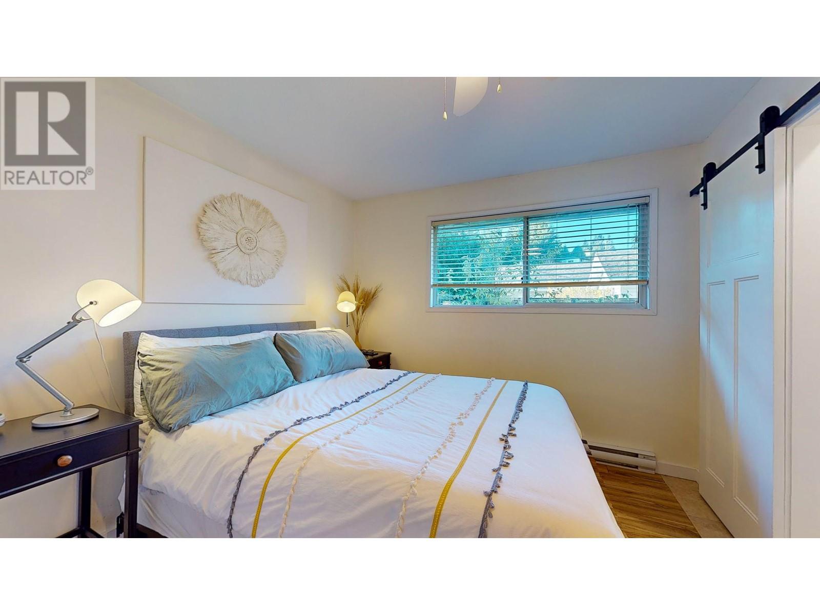 5762 Surf Circle, Sechelt, British Columbia  V0N 3A0 - Photo 17 - R2945395