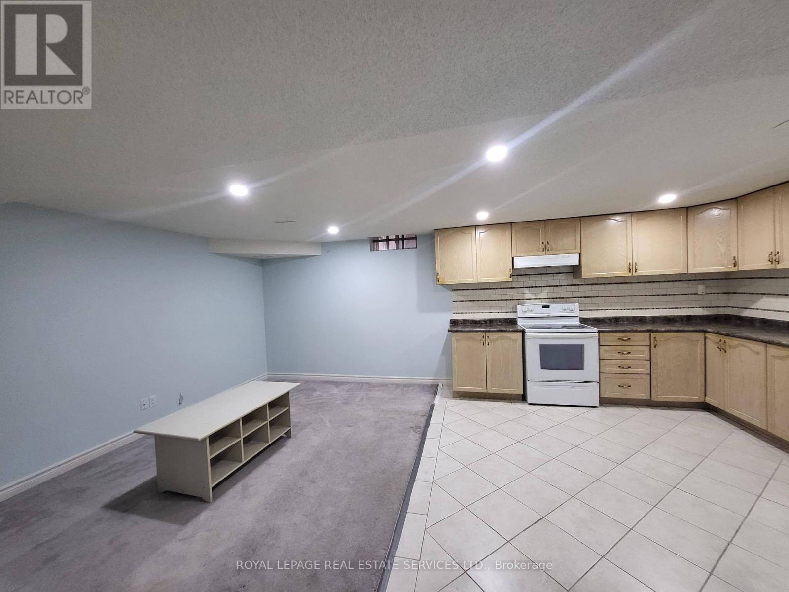 Bsmt - 5538 Turney Drive, Mississauga, Ontario  L5M 4Y8 - Photo 4 - W10422322