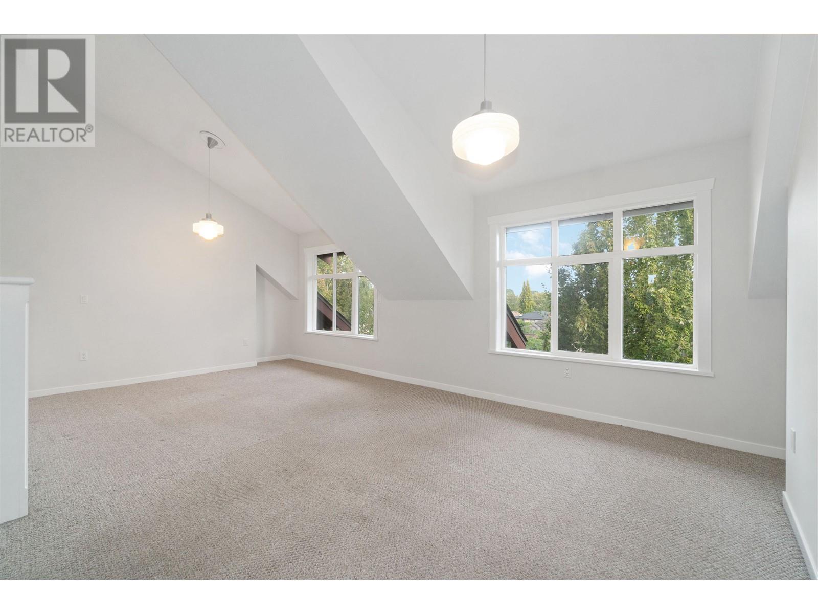 401 4272 Albert Street, Burnaby, British Columbia  V5C 2E8 - Photo 2 - R2931312