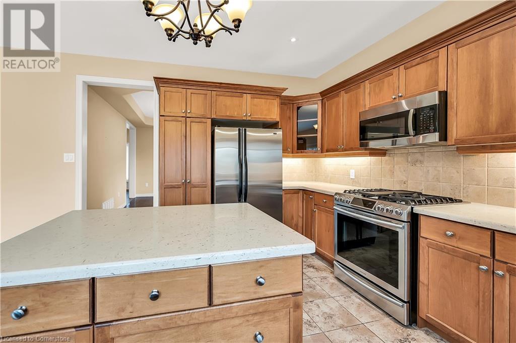 61 Waterford Crescent, Hamilton, Ontario  L8E 4E9 - Photo 14 - 40679045