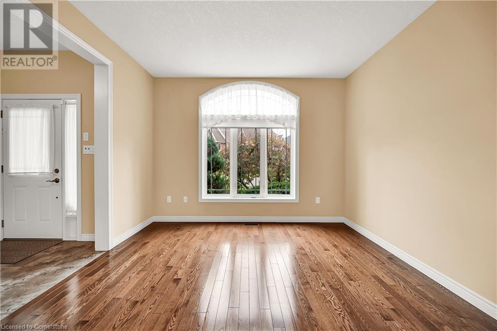 61 Waterford Crescent, Hamilton, Ontario  L8E 4E9 - Photo 7 - 40679045