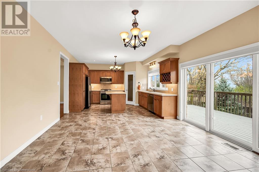 61 Waterford Crescent, Hamilton, Ontario  L8E 4E9 - Photo 11 - 40679045