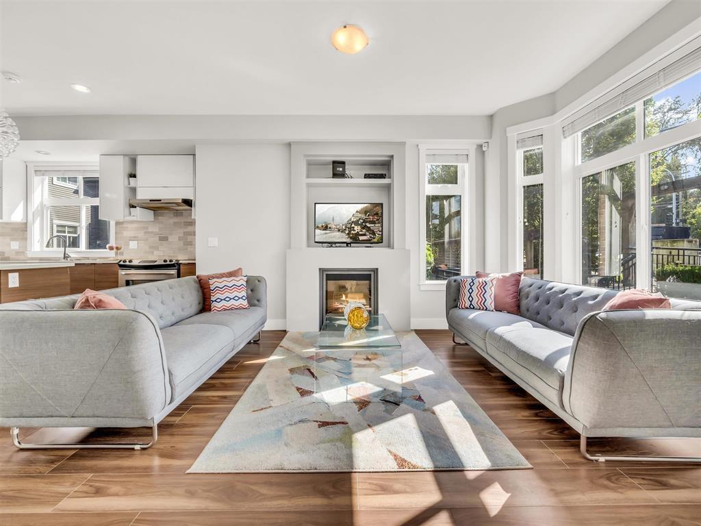 Property at 8 14433 60 AVENUE image 2