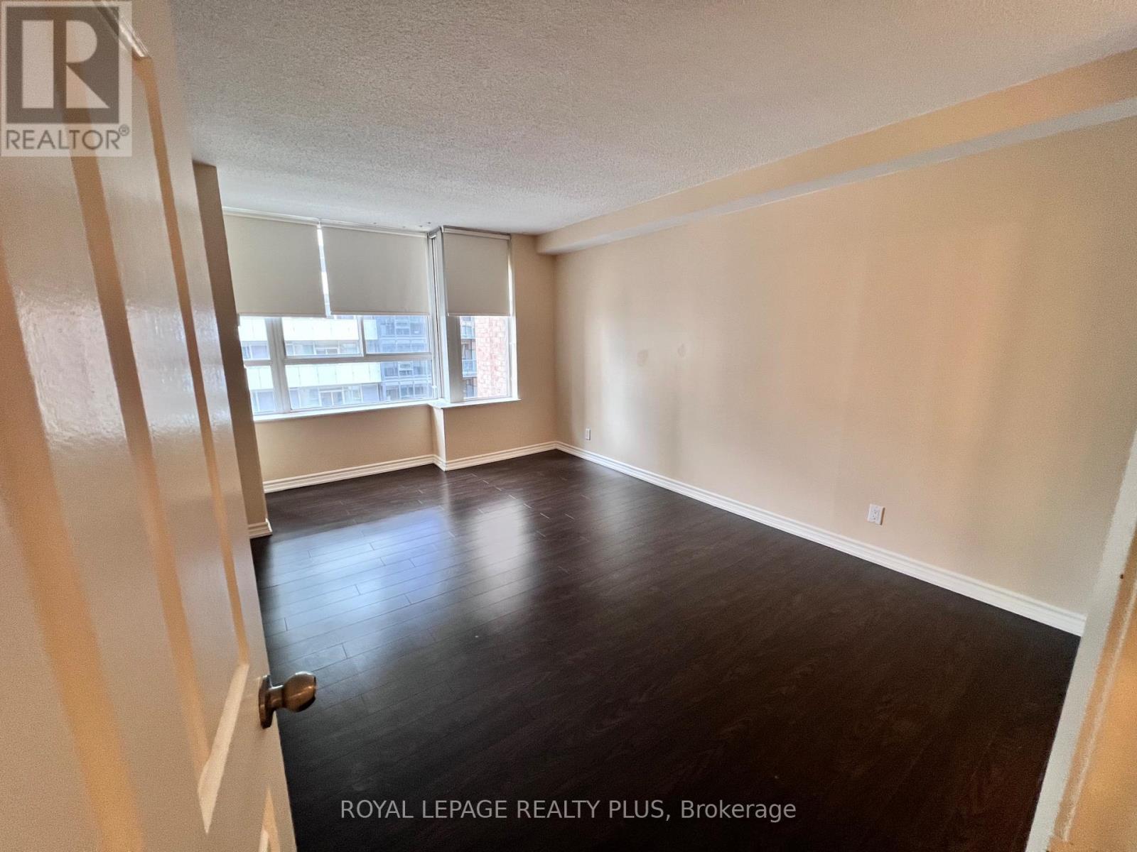 1601 - 44 Gerrard Street W, Toronto, Ontario  M5G 2K2 - Photo 15 - C9393483