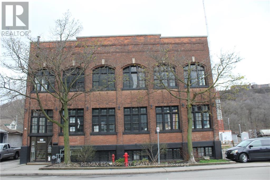 Property at 468 CUMBERLAND AVENUE image 2