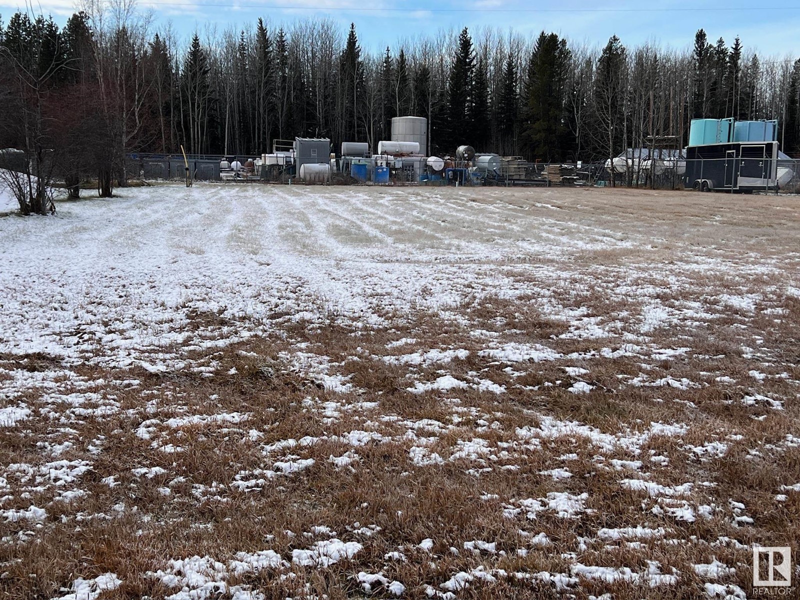 5122 & 5118 50a St, Cynthia, Alberta  T0E 0K0 - Photo 1 - E4414039