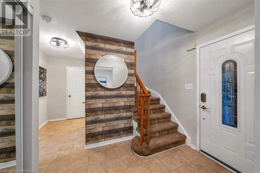 1 Barwick Court, Whitby, Ontario L1N 9C2 - Photo 21 - 40679052