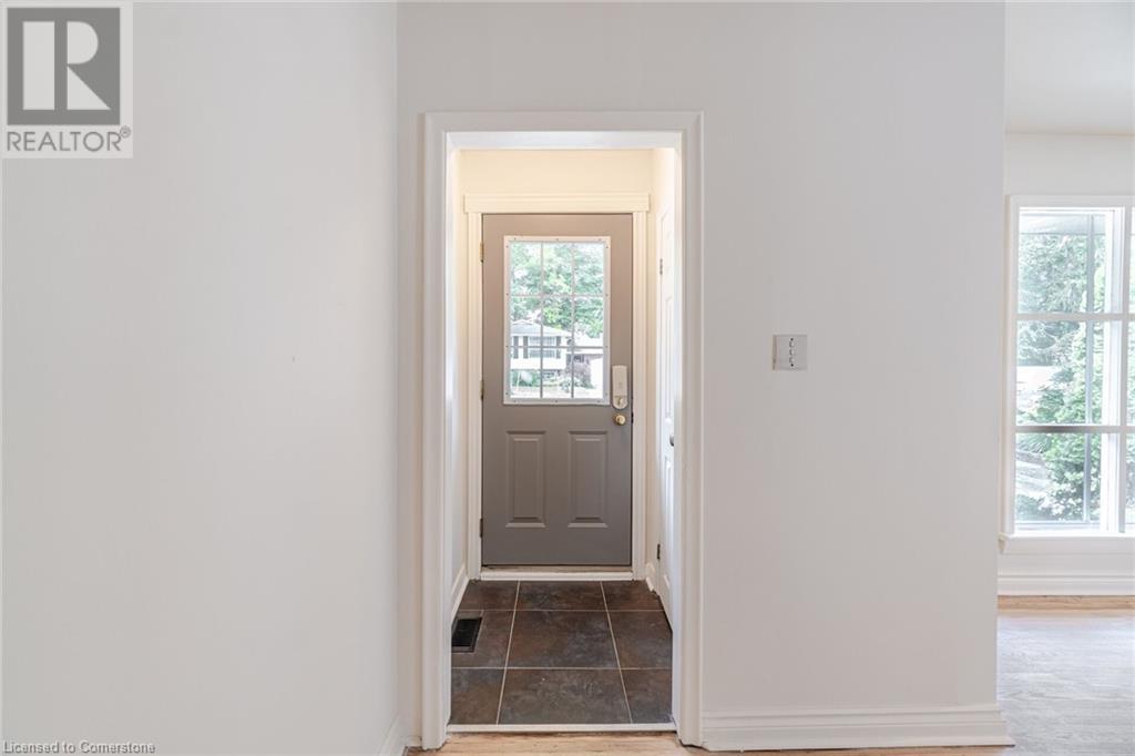 31 Shakespeare Avenue, Niagara-On-The-Lake, Ontario L0S 1J0 - Photo 4 - 40679043