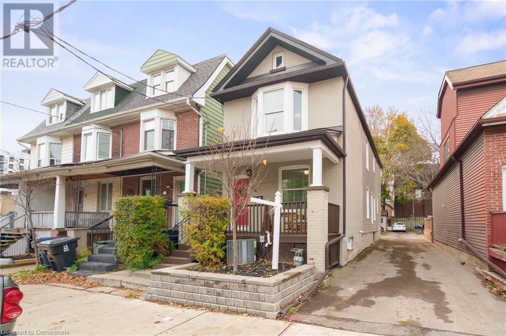 16 COXWELL Avenue, toronto, Ontario