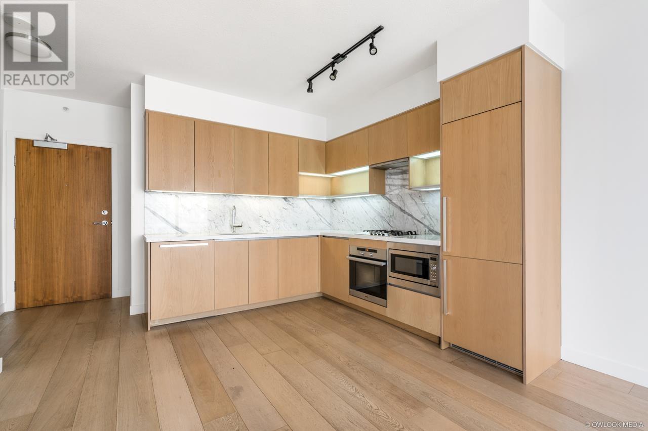 Listing Picture 17 of 27 : 909 6588 NELSON AVENUE, Burnaby / 本拿比 - 魯藝地產 Yvonne Lu Group - MLS Medallion Club Member