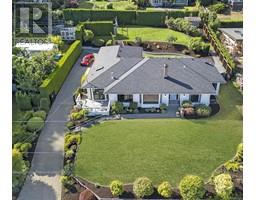 274 Crescent Rd W, qualicum beach, British Columbia