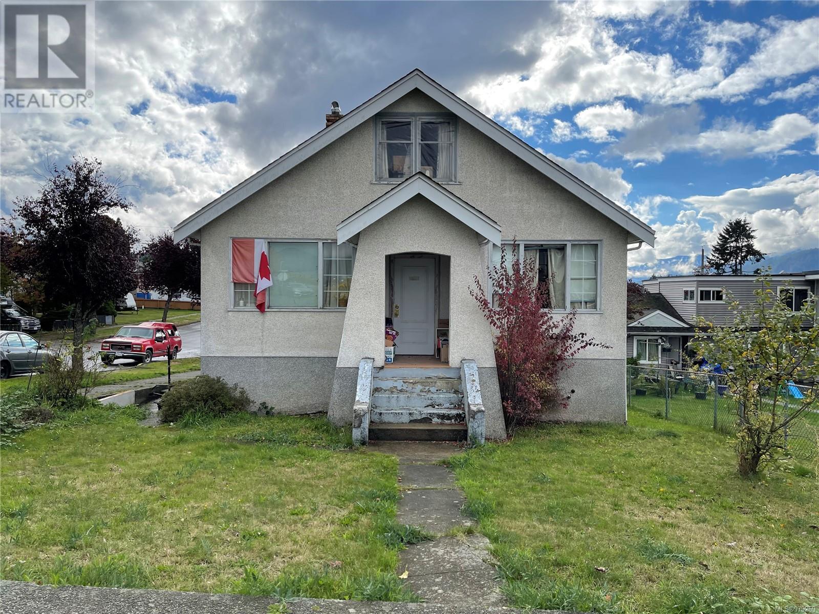 Property at 4508 Redford St image 3