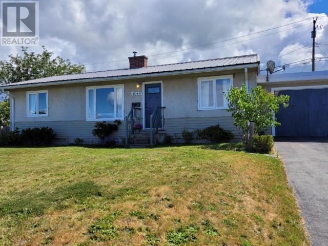 4044 Manitoba Ave, Powell River, British Columbia    - Photo 1 - 18490