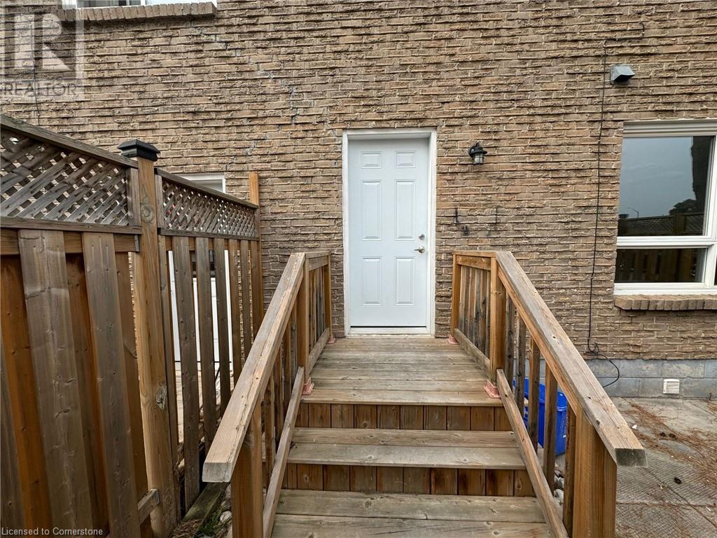 1208 Guelph Line Unit# 1Burlington, Ontario  L7S 2P9 - Photo 3 - 40670237