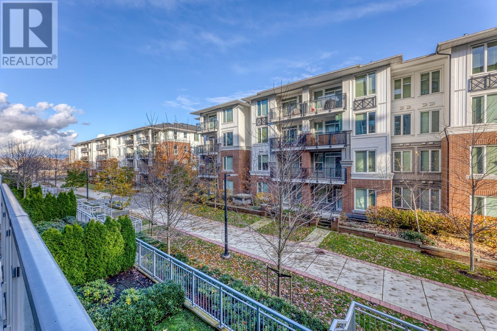 Listing Picture 17 of 25 : 224 9233 ODLIN ROAD, Richmond / 烈治文 - 魯藝地產 Yvonne Lu Group - MLS Medallion Club Member