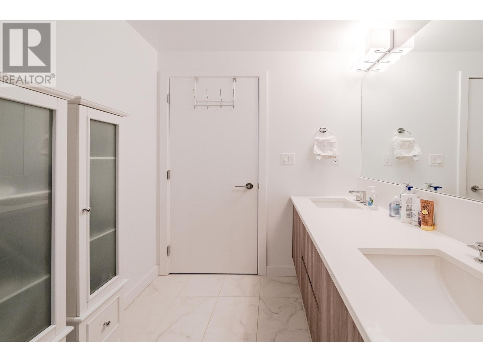 2604 4900 Lennox Lane, Burnaby, British Columbia  V5H 0G9 - Photo 24 - R2945527