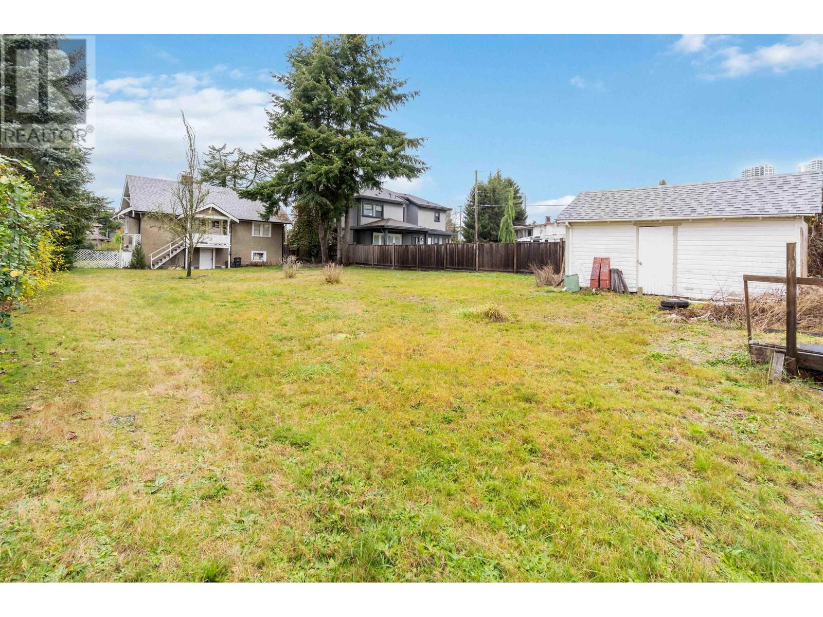 7230 Sussex Avenue, Burnaby, British Columbia  V5J 3V5 - Photo 10 - R2945556