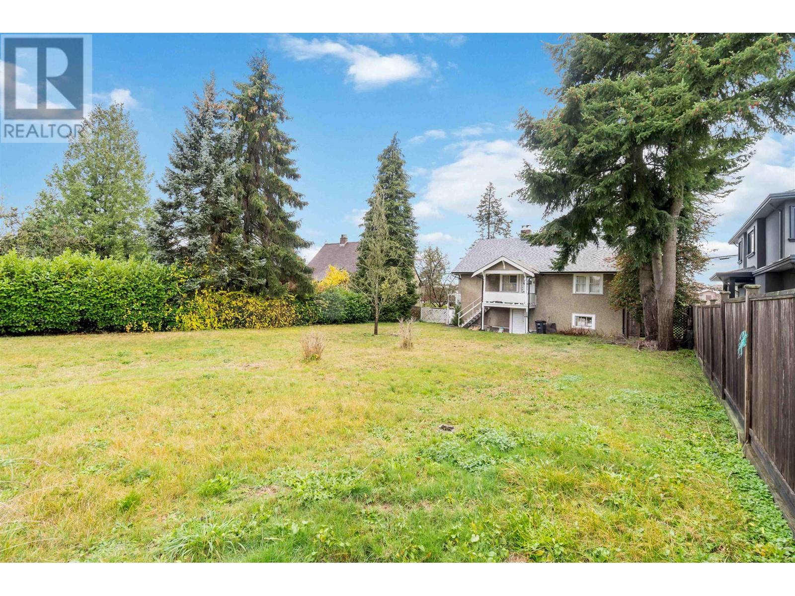 7230 Sussex Avenue, Burnaby, British Columbia  V5J 3V5 - Photo 11 - R2945556