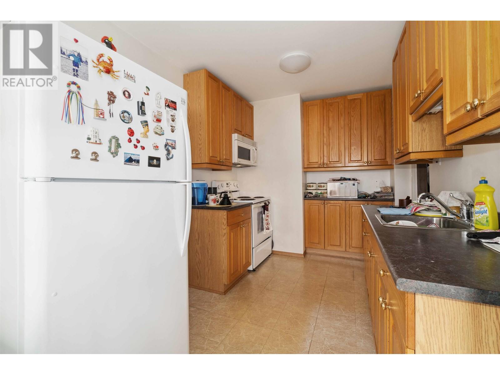 7230 Sussex Avenue, Burnaby, British Columbia  V5J 3V5 - Photo 5 - R2945556