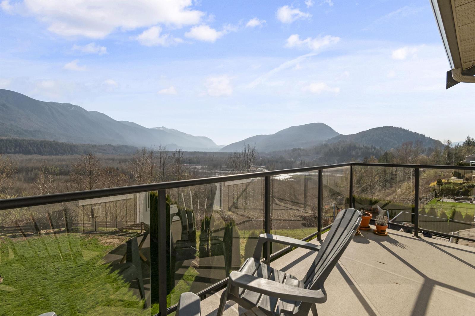 Property at 46052 BRIDLE RIDGE CRESCENT image 5