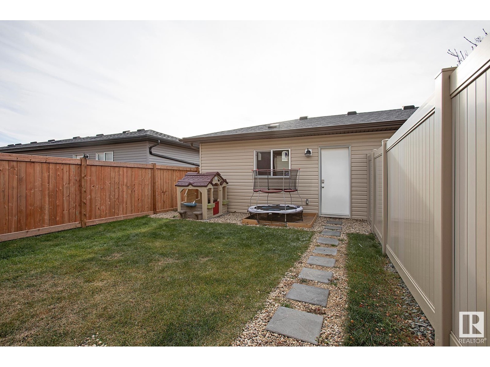 1090 Cy Becker Rd Nw, Edmonton, Alberta  T5Y 3Z9 - Photo 49 - E4413103