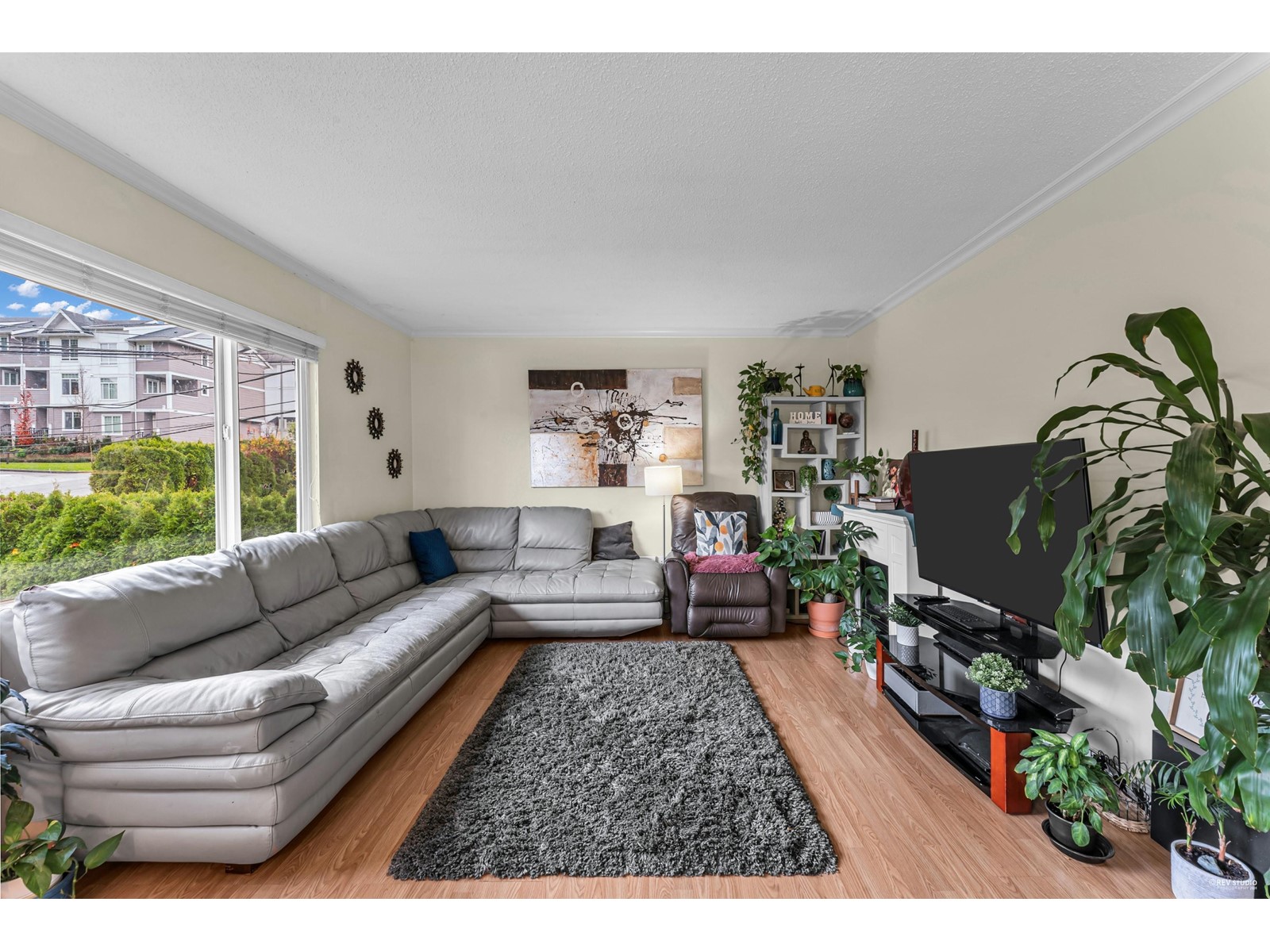 Property at 11295 132 STREET image 3