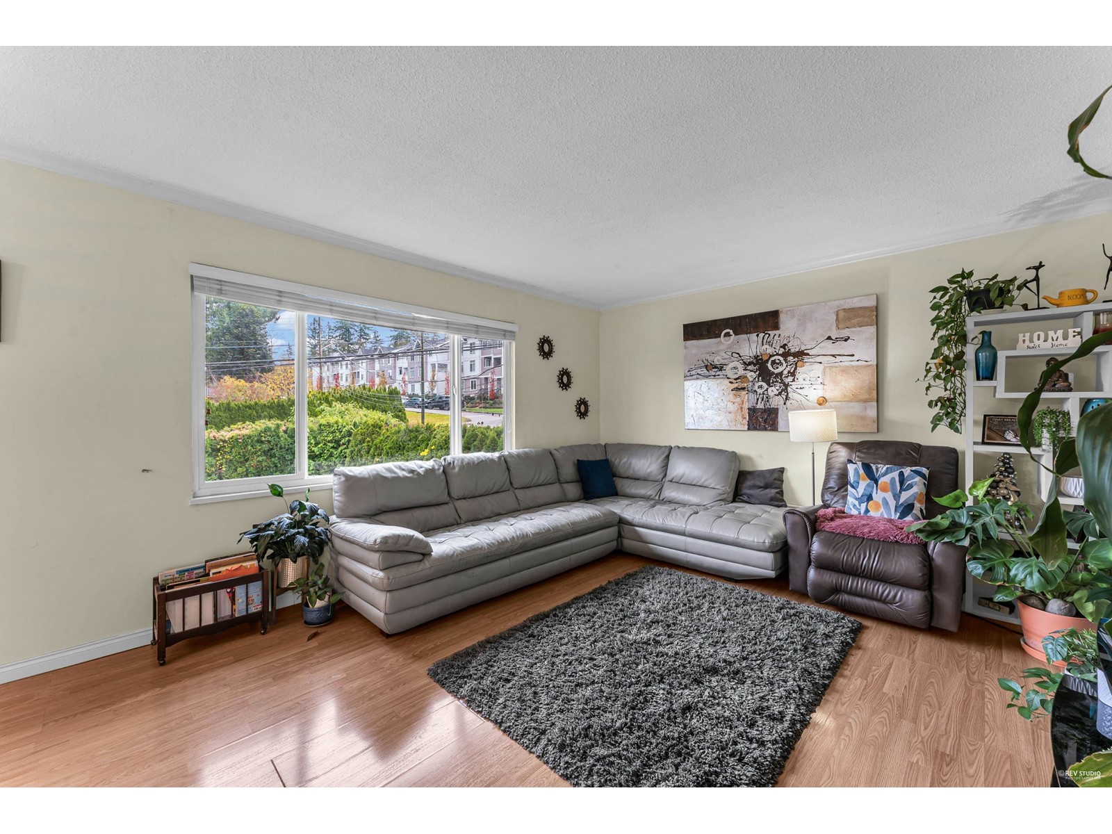 Property at 11295 132 STREET image 5