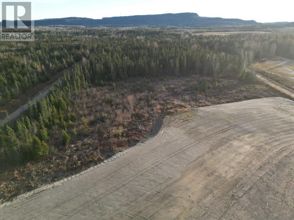411 Hwy 11-17, Nipigon, Ontario  P0T 2J0 - Photo 15 - TB243555