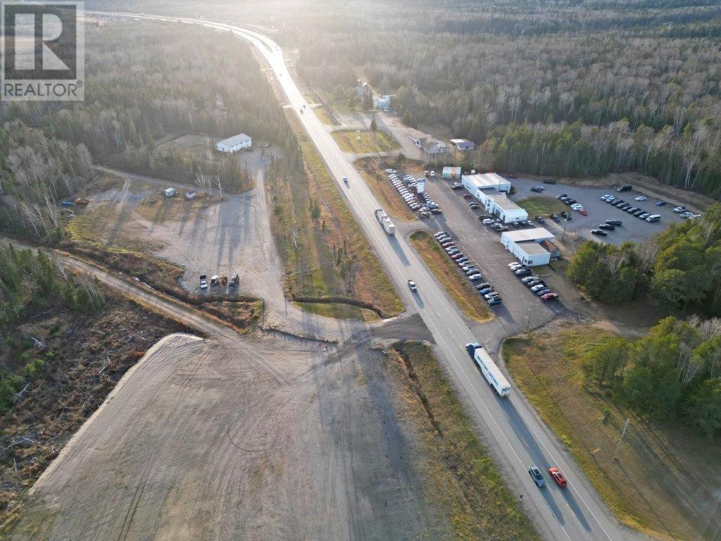 411 Hwy 11-17, Nipigon, Ontario  P0T 2J0 - Photo 3 - TB243555