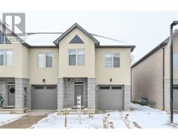 14 BAYBERRY LANE, Hamilton, Ontario