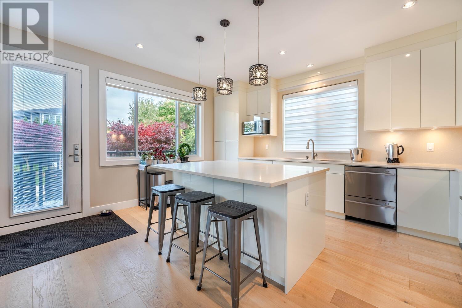 621 Fifth Street, New Westminster, British Columbia  V3L 2Y1 - Photo 10 - R2940661