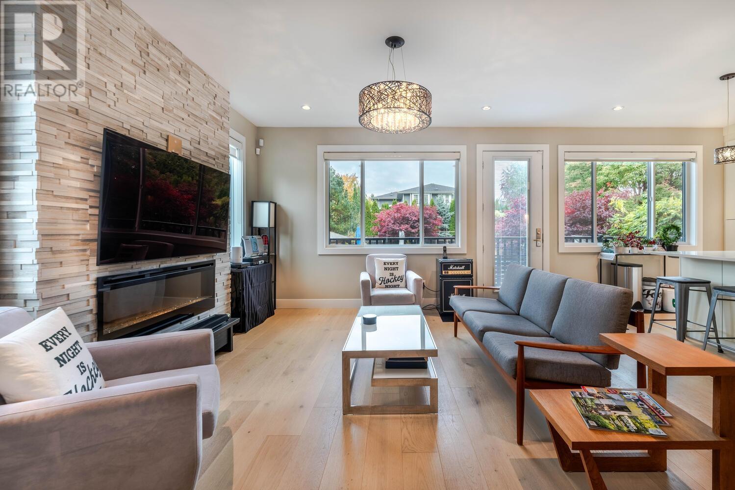621 Fifth Street, New Westminster, British Columbia  V3L 2Y1 - Photo 7 - R2940661
