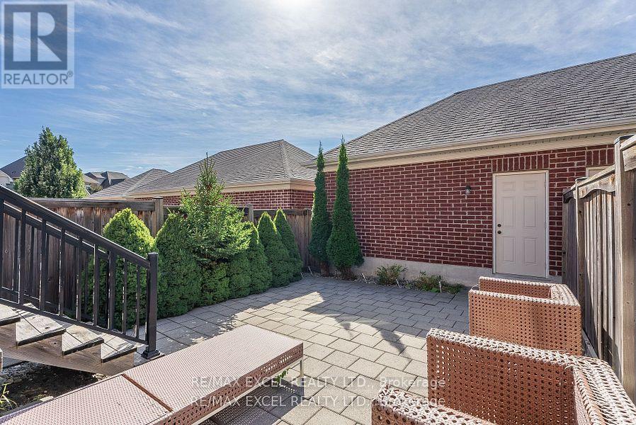 7 Dungannon Drive, Markham, Ontario  L6C 0K1 - Photo 29 - N10430606