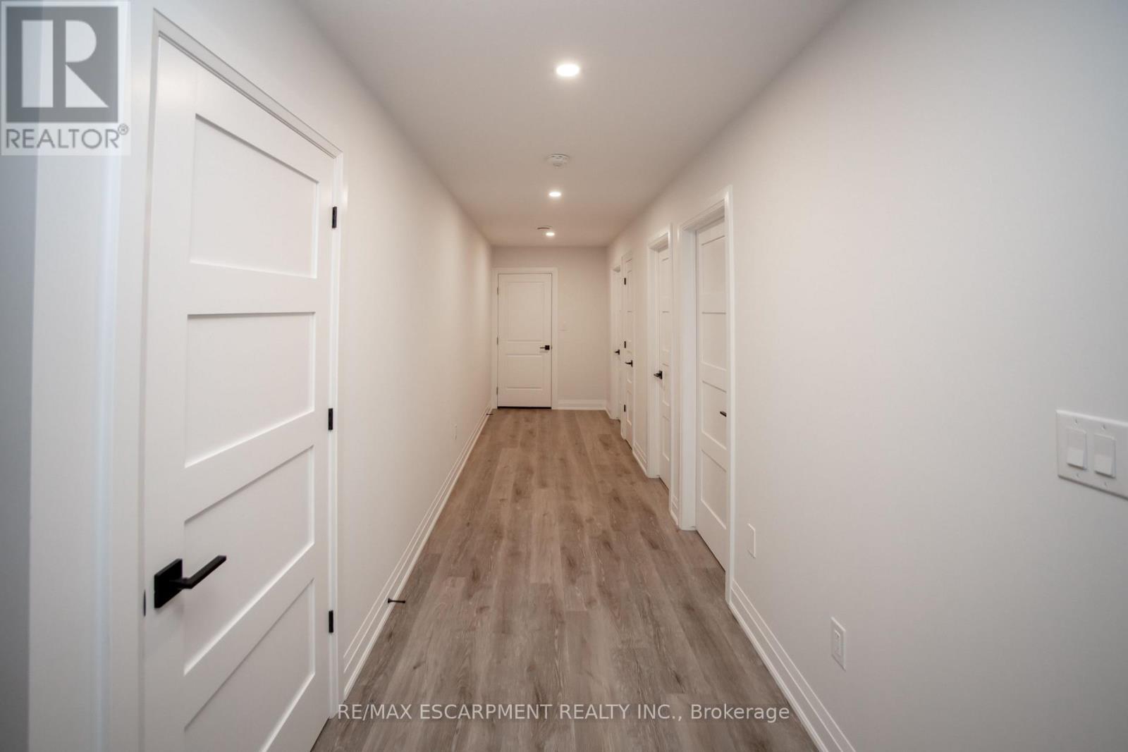 11 Primrose Street, Pelham, Ontario  L8L 7A2 - Photo 35 - X9262712