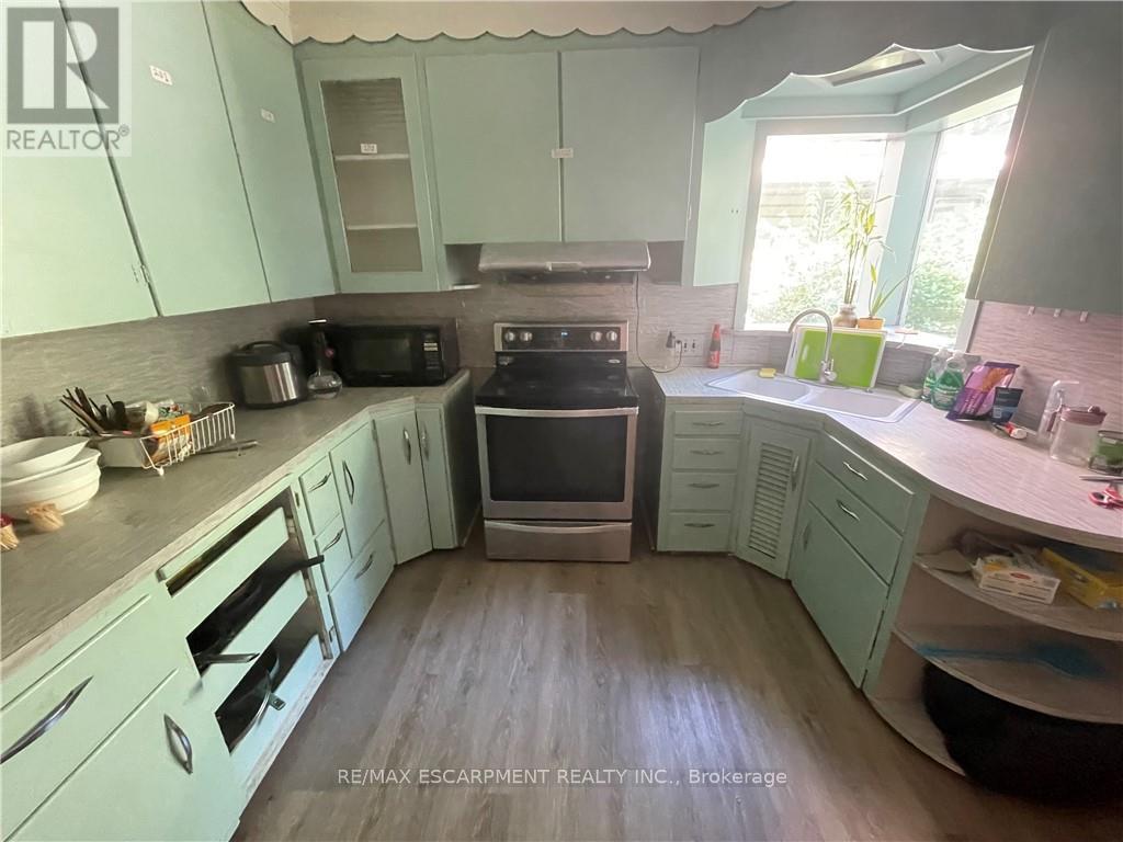 Property at 84 ARNOLD STREET image 5
