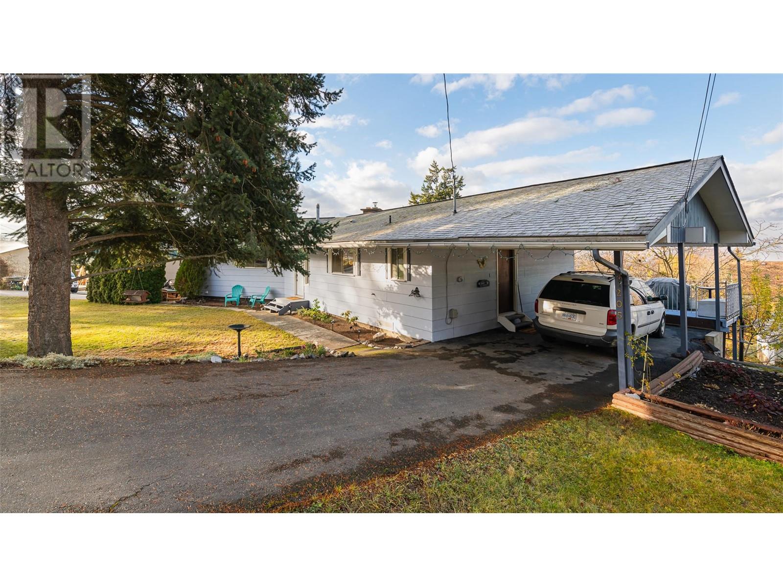 205 5th Avenue N, Creston, British Columbia  V0B 1G3 - Photo 35 - 10326735